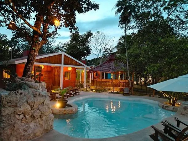 Chechen Chaka Lodge Completo Leona Vicario 0*,