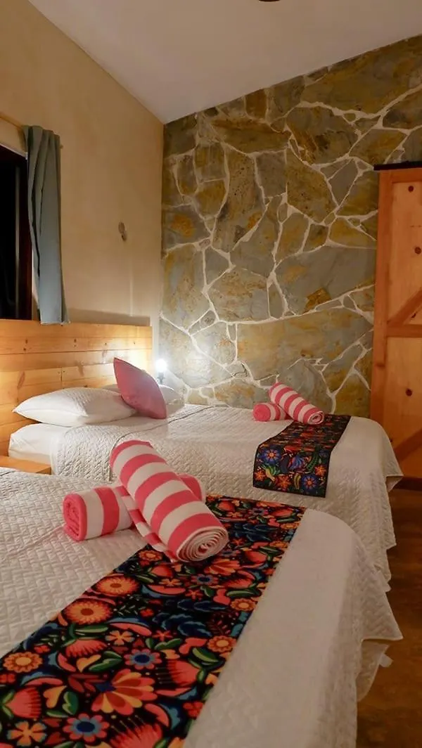 Chechen Chaka Lodge Completo Leona Vicario Feriehus